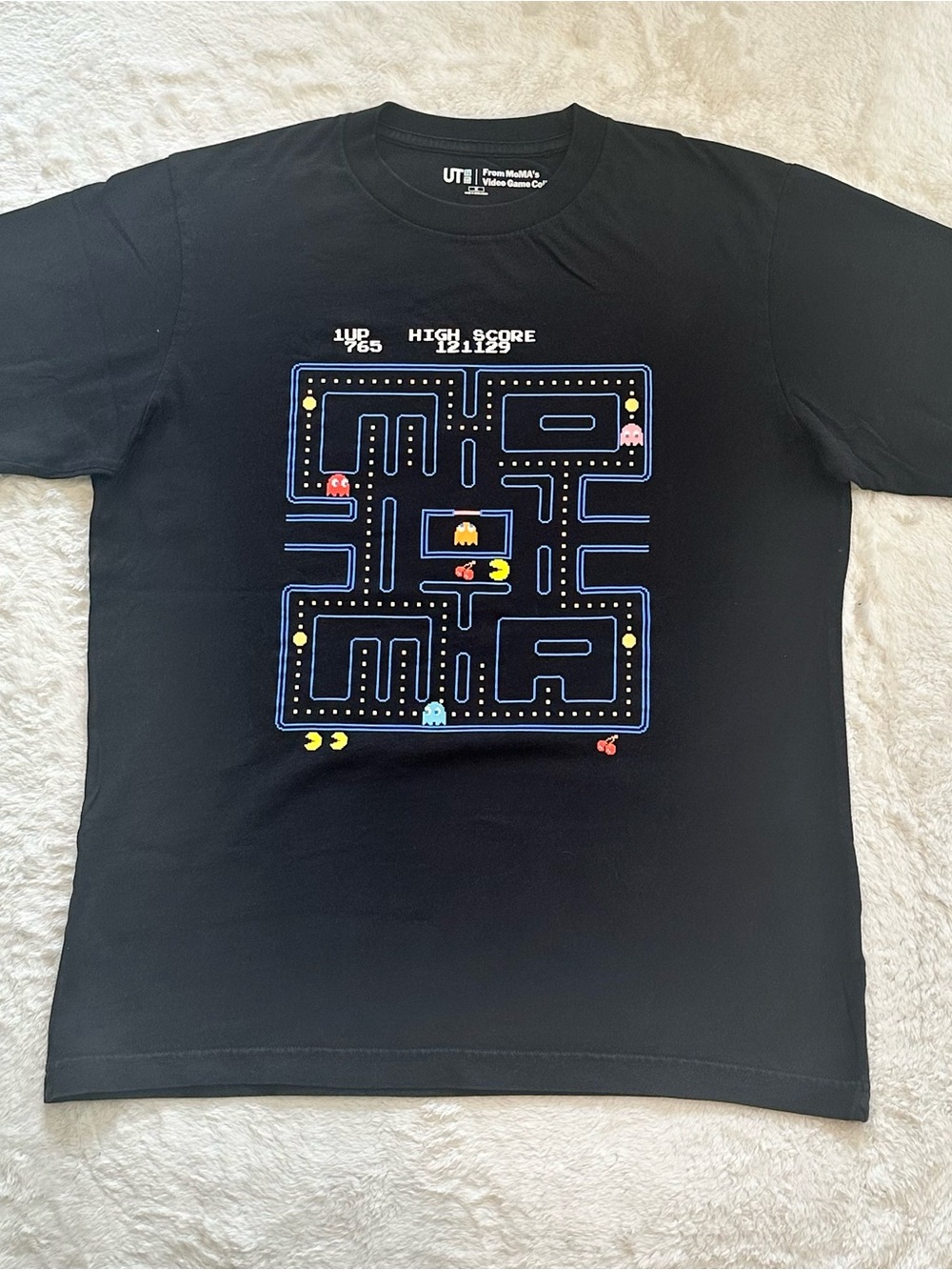 NWOT Uniqlo UT MoMA Video Game Collection Pac-Man Black Short Sleeve T-Shirt